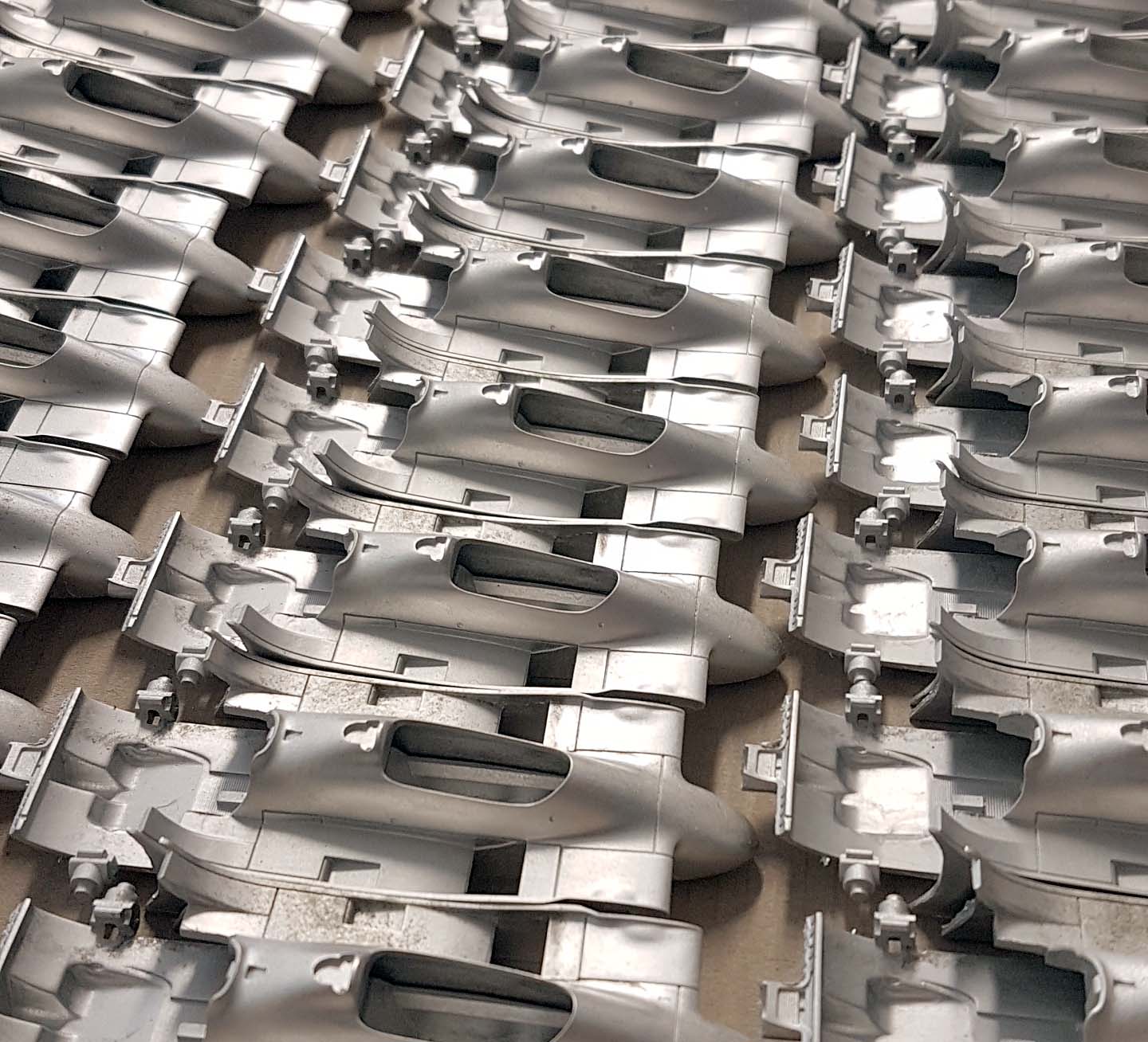 WHITE METAL CASTING Tameo Kits